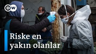 Türkiye'nin tehlikelere göğüs geren sağlık çalışanları - DW Türkçe