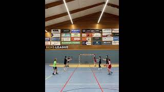 Un tres bon exercice 2 pour passe-reception pour des jeunes handballeurs par le coach Philipp
