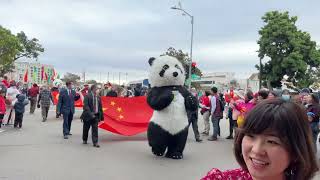 CALIFORNIA OAKLAND CHINA TOWN LUNAR NEW YEAR 2023 美国加州屋仑农历新年游行表演，场面超震撼，今年是首届举行。