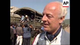 ALBANIA: KUKES: NATO REFUGEE EVACUATION CONVOY