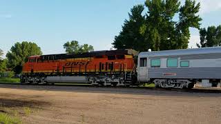 BNSF Executive train thru Western MN at 60mph!!