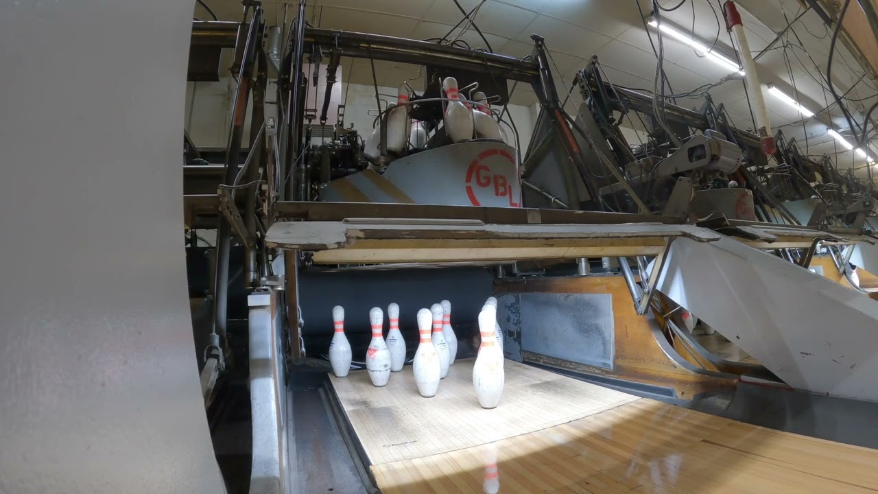 Pinsetter View Bowling 9 20 Youtube