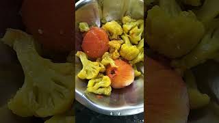 #phool gobhi tamatar ki testi chokha#🙏👍❤️#please like comment share or subscribe my channel please