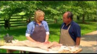 Martha Stewart Cooks Using La Caja China Pig Roaster!