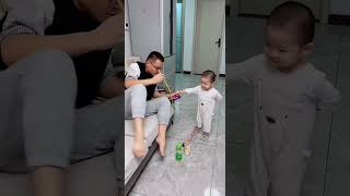 和爸爸在一起没点智商怎么能行，以其人之道还治其人之身！#cute #baby #funny #comedy