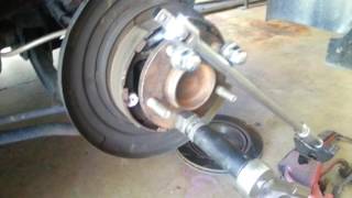 06 Mitsubishi Eclipse wheel stud replacement