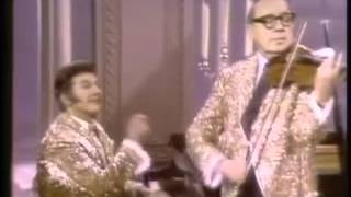 1969 Liberace Show Liberace \u0026 Jack Benny   YouTube 360p EDITED