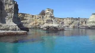 Faraglioni di Sant'Andrea, panorami mozzafiato da spot televisivo