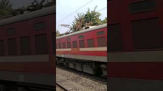 Apple Red WAP4 Prayagraj Rambag Howrah Vibhuti Express #indianrailways #shorts #shortvideo #wap4