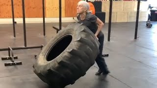 Lauren Bruzzone, la donna che a 72 anni va in palestra ogni giorno sfidando i suoi limiti