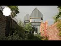 Inside a Smart Wedge of a House in Melbourne's North