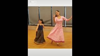 Sonal Devraj Team Naach Dance With Little Girl #shorts #tiktokfams #dance