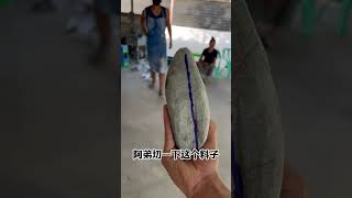 小千數的晴底手鐲料，一刀下去到底有沒有手鐲？#翡翠原石 #翡翠 #天然翡翠 #crystals#jade #gemstone #minerals #jewelry #emerald