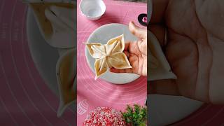 beautiful samosa folding idea #cooking #trendingshorts #youtubeshorts #samosa  #shortsvideo