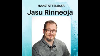 Haastattelussa kirjailija Jasu Rinneoja