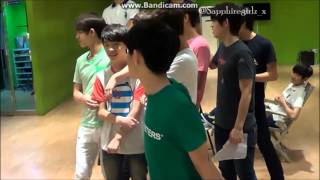 130713 SeventeenTV Game 1 SING \u0026 DANCE Action \u0026 Aing (1)