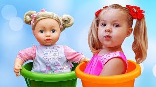 Diana Pretend Play Babysitting Cry Baby Dolls / Nursery Playset Girl Toys
