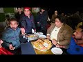 motay nay ki apnay dostun ki dawat paisay ho gay khatam mot funny video