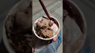 Haagen Dazs - Rocky Road and Brownie Ice Cream #shorts