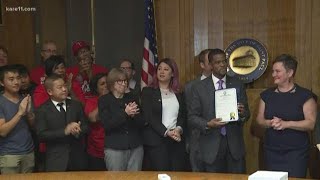 St Paul Votes To Raise Minimum Wage