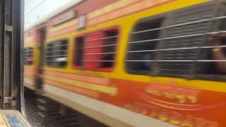 22564 Antyodaya Express || Udhna - Jaynagar !!!