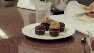 How to Make Chocolate Raspberry Frosting From Scratch : Frosting Recipes