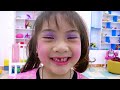 mẹ thương bé sara nhiều hơn con daisy Đừng ghen tỵ với em bé more storie pretend play♥ bé kẹo tv