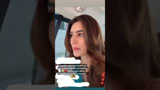 Varun Dhawan talking with Shraddha Kapoor on phone |#VarShra moment in Varun \u0026 Kriti Instagram Live