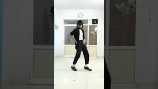 Develop Dance Studio ( DDS ) / MJ Style / Dance Cover By Zulkarnain / Ek Chatur Naar Song #shorts