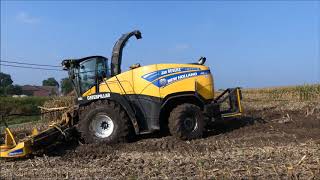 Jan Bevers mais hakselen 2017 (2) , New Holland FR 700 in natte omstandigheden