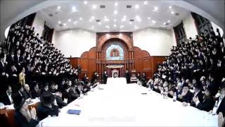 Zos Chanukah 5776 With Sadigura Rebbe