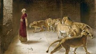DANIEL OWN LION'S HEART WITH PRAYER