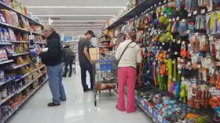 taking peoples shopping carts social experiment