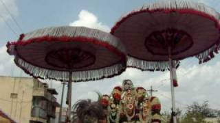 Varadarajaswamy On the Way to Get Into Ratham-Yadamari.avi