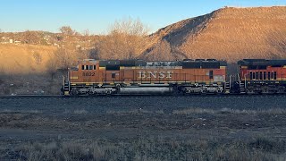 BNSF 9091 South C-EBMHAF Knocks Down the Flashing Yellow Signal with H2 MAC