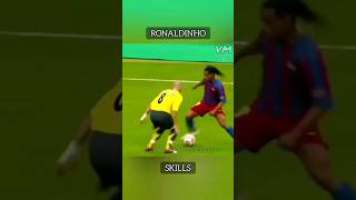 Ronaldinho - Skills