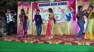 Godari gattumida ramasilakave.......dance performance in our school farewell party