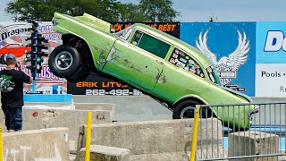 The Gassers are back - Vintage Drag Racing down the 1/4 Mile