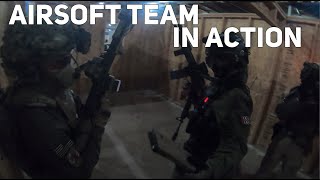 Airsoft Team in Urban Action! | Gamepod Combat Zone: GBLS DAS