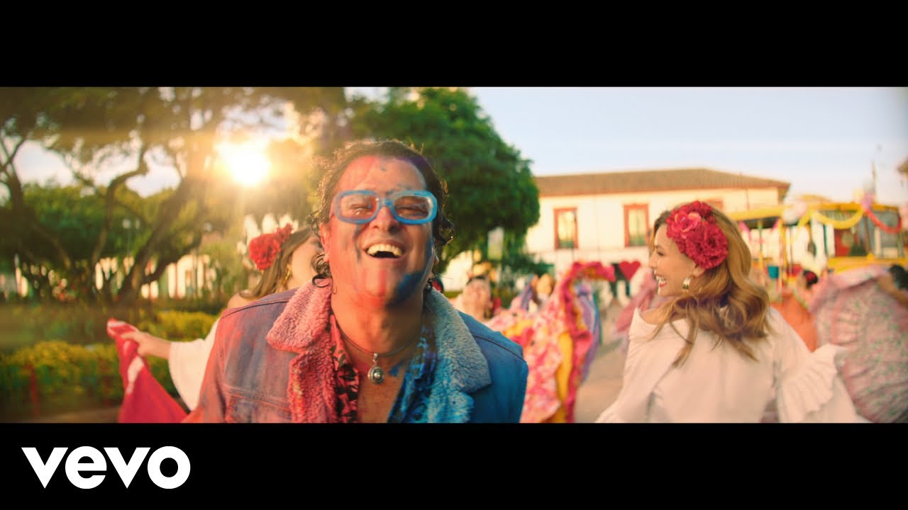 Carlos Vives - No Te Vayas (Official Video) - YouTube Music