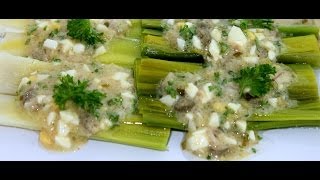 Poached leeks and vinaigrette - Sauce Ravigote