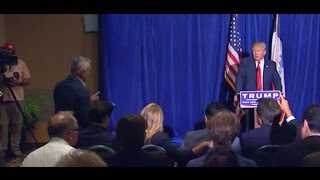 Jorge Ramos questions Donald Trump