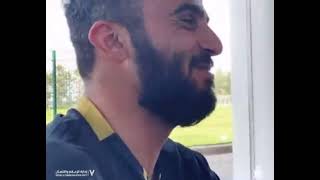 حمد المنصور يعلم تاليسكا اللغه العربيه 😂🤩💛