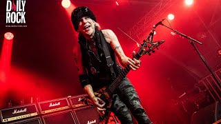 MICHAEL SCHENKER Talks Upcoming Album: "I Declined OZZY, DEEP PURPLE and Others Just To Be Myself"