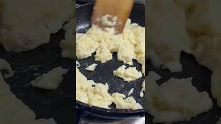 How to make a scrambled egg ???איך עושים ביצה מקושקשת