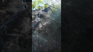 ノイズイノ5.10b  @小川山屋根岩4峰