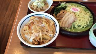 【本店】所沢にある山田うどん本店にはオリジナルグッズが買えるお土産コーナーがある / kakiage bowl and zaru ramen eat at famous udon restaurant