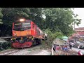 ดูรถไฟ ขบวน 351 alsthom 4307 บริเวณโค้งชุมชนริมทางรถไฟ ธนบุรี thai railway