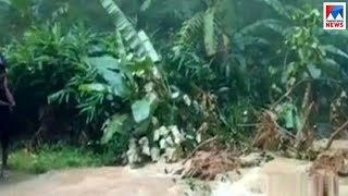 തോരാമഴയിൽ കനത്ത നാശം നേരിട്ട് തെക്കൻ കേരളം