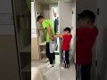 想拿到爸爸的零花钱应该这样做 funny 宝宝 萌娃 comedy